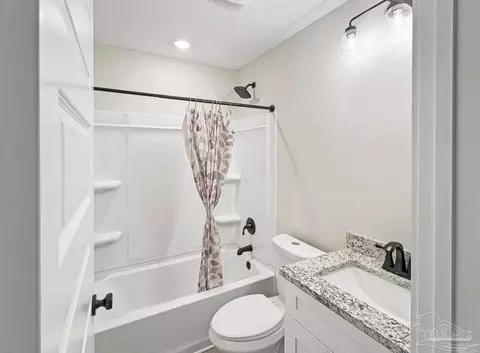 Bath - 3217 Damon Dr, Milton, FL 32583 photo 2 of 2