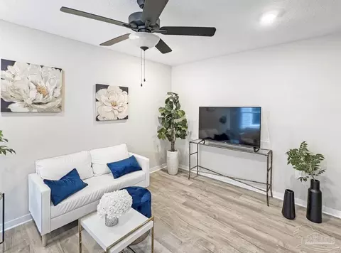 Living - 3217 Damon Dr, Milton, FL 32583 photo 1 of 1
