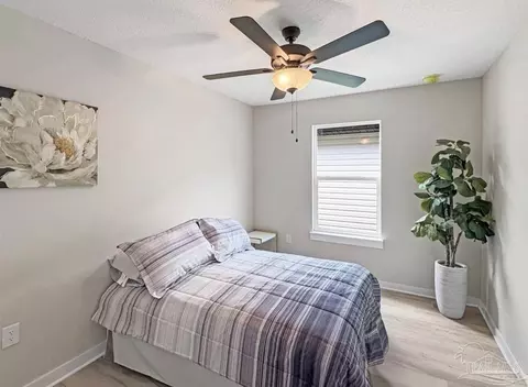 Bedroom - 3217 Damon Dr, Milton, FL 32583 photo 3 of 4