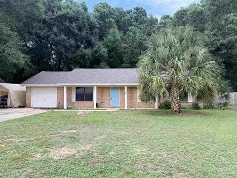 5128 Potomac Dr, Pace, FL 32571