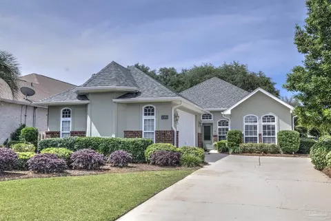 1181 Autumn Breeze Cir, Gulf Breeze, FL 32563