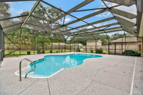 950 Paradise Beach Cir, Pensacola, FL 32506