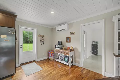Entry Way - 1850 Garcon Point Rd, Milton, FL 32583 photo 2 of 4