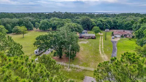 View/Area - 1850 Garcon Point Rd, Milton, FL 32583 photo 2 of 5