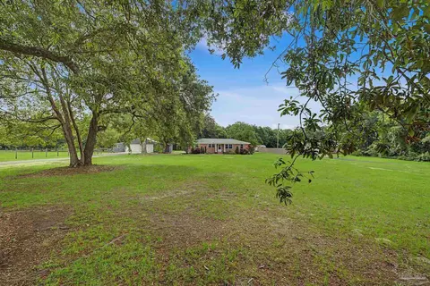 Exterior - 1850 Garcon Point Rd, Milton, FL 32583 photo 4 of 21