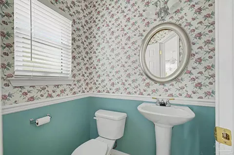 Bath - 5775 Whispering Woods Dr, Pace, FL 32571 photo 1 of 5