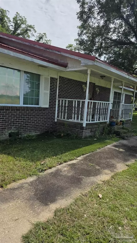 Exterior - 6693 Camp Henderson Rd, Jay, FL 32565 photo 2 of 12