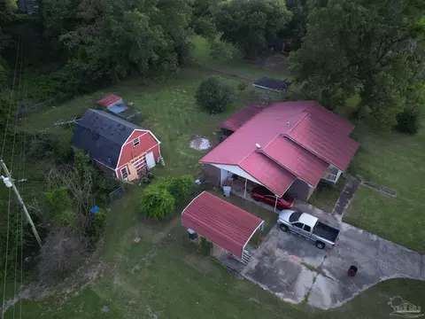 6693 Camp Henderson Rd, Jay, FL 32565