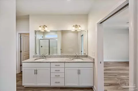 Bath - 9211 Salter Rd, Pace, FL 32571 photo 2 of 5