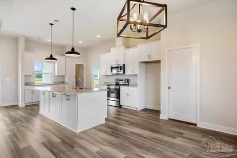 Kitchen - 9211 Salter Rd, Pace, FL 32571 photo 3 of 4