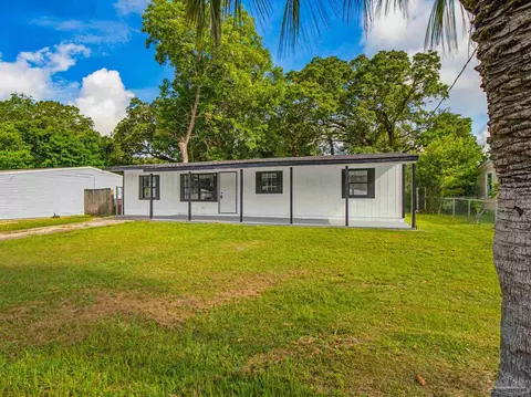 1124 Medford Ave, Pensacola, FL 32505