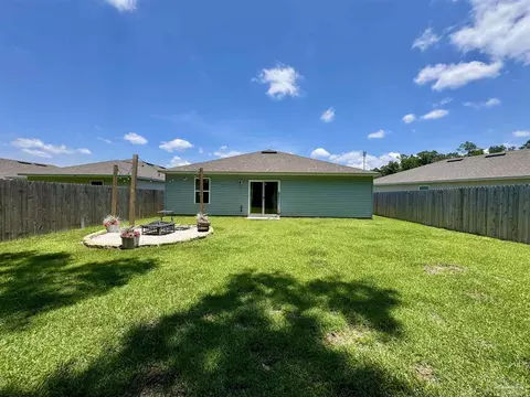 Exterior - 6433 June Bug Dr, Milton, FL 32583 photo 2 of 6