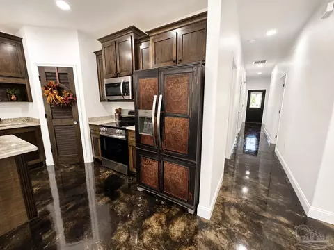 Entry Way - 13748 N Hwy 87, Jay, FL 32565 photo 2 of 7