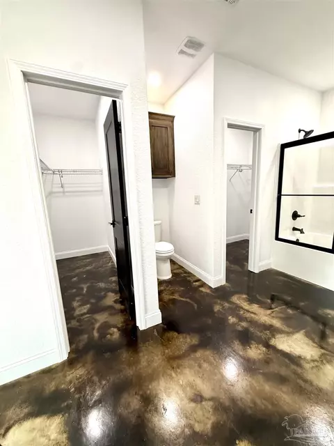 Bath - 13748 N Hwy 87, Jay, FL 32565 photo 3 of 6
