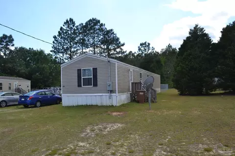 4619 Thoroughbred Dr, Milton, FL 32583 photo 4