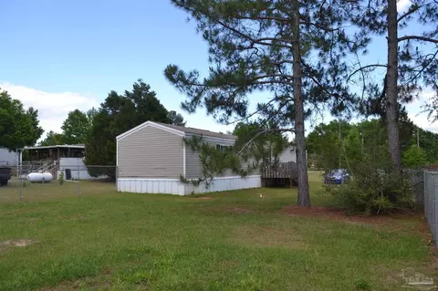 4619 Thoroughbred Dr, Milton, FL 32583 photo 9