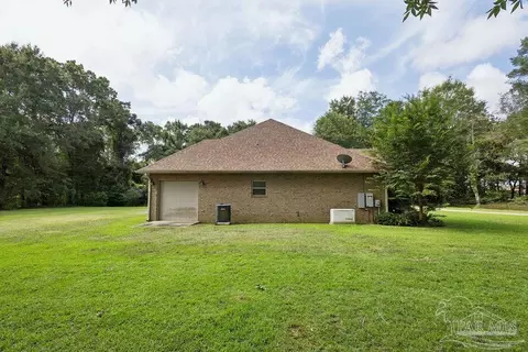 Exterior - 4254 Spring St, Jay, FL 32565 photo 8 of 14