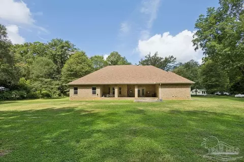 Exterior - 4254 Spring St, Jay, FL 32565 photo 10 of 14