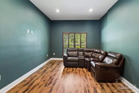 Living - 4254 Spring St, Jay, FL 32565 photo 3 of 4