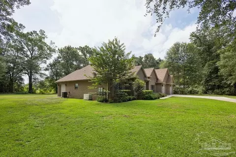 Exterior - 4254 Spring St, Jay, FL 32565 photo 12 of 14