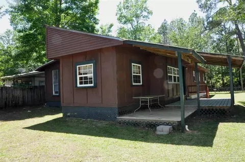 Exterior - 3420 Balaton Ave, Milton, FL 32583 photo 10 of 11