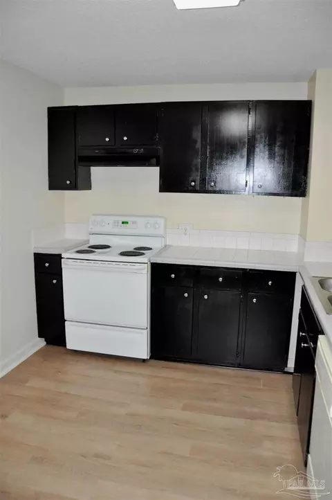 Kitchen - 3420 Balaton Ave, Milton, FL 32583 photo 2 of 2