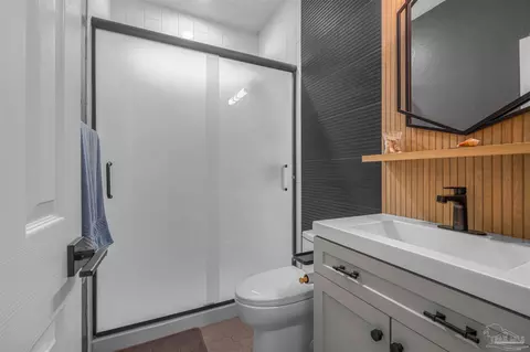 Bath - 3068 Killarney Dr, Pace, FL 32571 photo 6 of 6