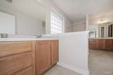 Bath - 4724 Spears St, Pace, FL 32571 photo 5 of 5