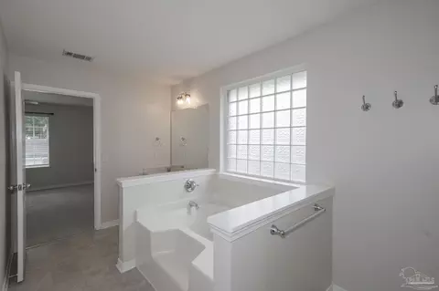Bath - 4724 Spears St, Pace, FL 32571 photo 2 of 5