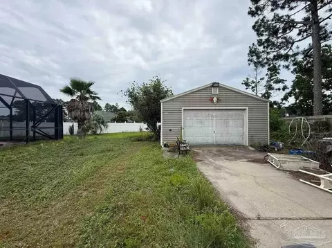 Exterior - 1044 Aden Ct, Milton, FL 32583 photo 5 of 8