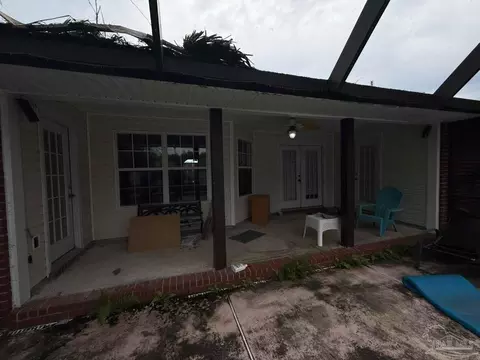 Exterior - 1044 Aden Ct, Milton, FL 32583 photo 3 of 8