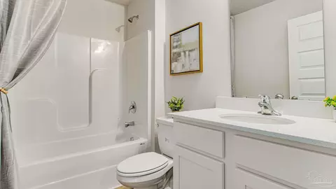 Bath - 9695 Dutton Ln, Milton, FL 32583 photo 4 of 4