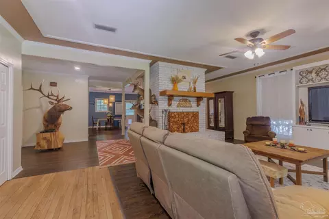 Entry Way - 5049 Guernsey Rd, Pace, FL 32571 photo 1 of 6