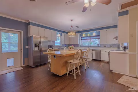 Kitchen - 5049 Guernsey Rd, Pace, FL 32571 photo 1 of 5