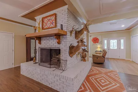 Entry Way - 5049 Guernsey Rd, Pace, FL 32571 photo 4 of 6