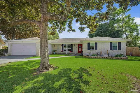 22 NW Windemere Ct, Ft Walton Beach, FL 32541