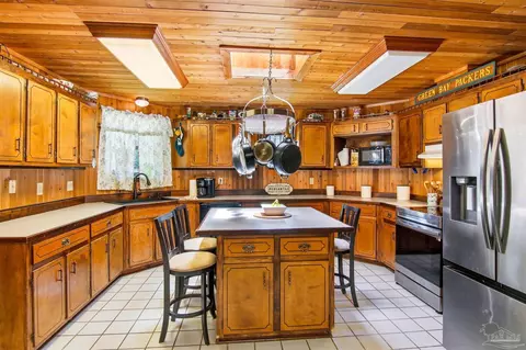 Kitchen - 5649 Dove Dr, Pace, FL 32571 photo 2 of 6