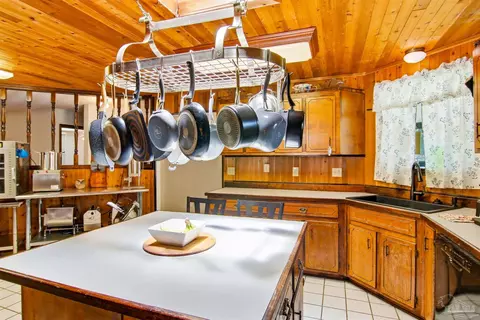 Kitchen - 5649 Dove Dr, Pace, FL 32571 photo 6 of 6