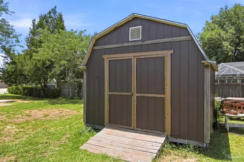 Exterior - 5649 Dove Dr, Pace, FL 32571 photo 11 of 17