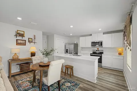 Kitchen - 4915 Valor Ct, Pace, FL 32571 photo 3 of 7