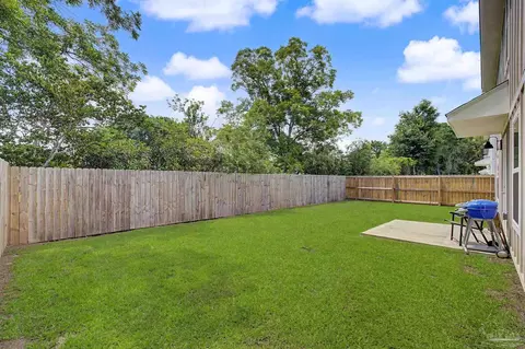 Exterior - 4915 Valor Ct, Pace, FL 32571 photo 7 of 8