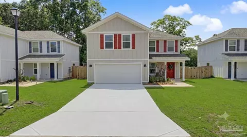 Exterior - 4915 Valor Ct, Pace, FL 32571 photo 2 of 8