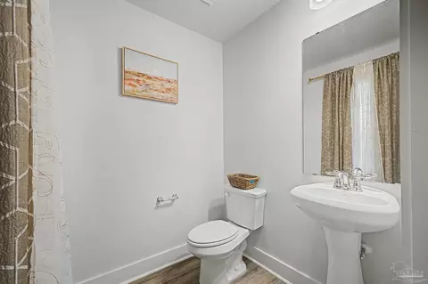 Bath - 4915 Valor Ct, Pace, FL 32571 photo 1 of 2