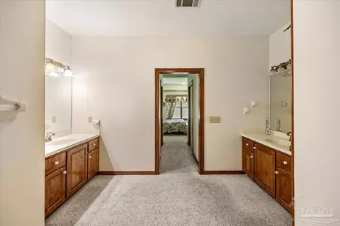 Entry Way - 5875 Hogans Aly, Milton, FL 32570 photo 10 of 15