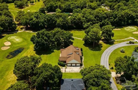View/Area - 5875 Hogans Aly, Milton, FL 32570 photo 6 of 8