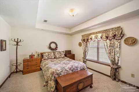 Bedroom - 5875 Hogans Aly, Milton, FL 32570 photo 1 of 8