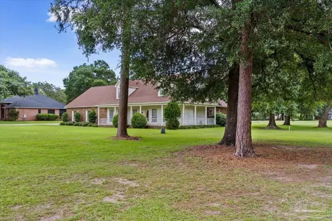Exterior - 5875 Hogans Aly, Milton, FL 32570 photo 3 of 12