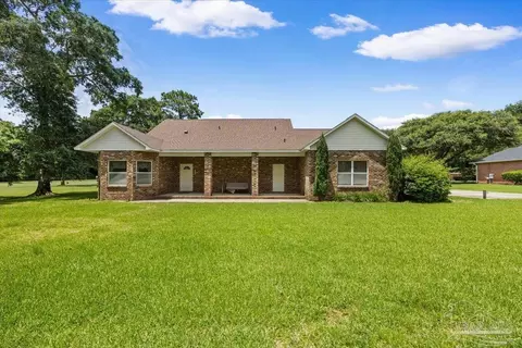 Exterior - 5875 Hogans Aly, Milton, FL 32570 photo 6 of 12