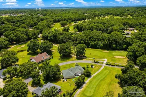 View/Area - 5875 Hogans Aly, Milton, FL 32570 photo 2 of 8