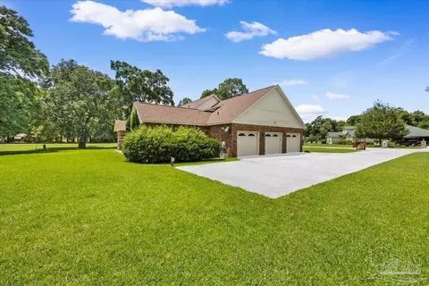 Exterior - 5875 Hogans Aly, Milton, FL 32570 photo 7 of 12